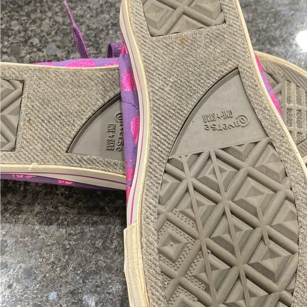 Converse One Star Purple and Pink lip 👄 juniors size 6 Sneakers